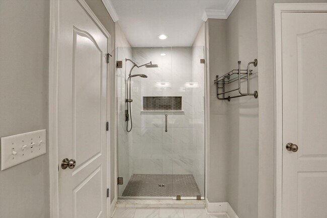 Building Photo - 2849 Jordan Oaks Ln