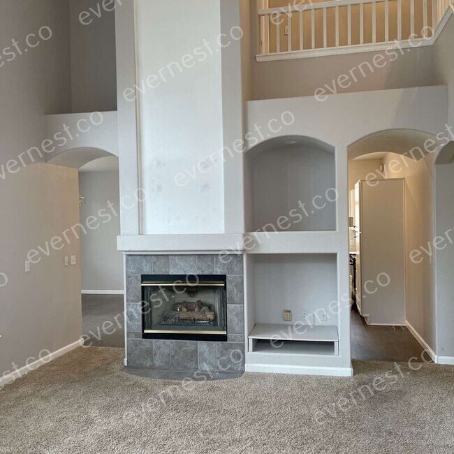 Building Photo - 8956 Goosander Way