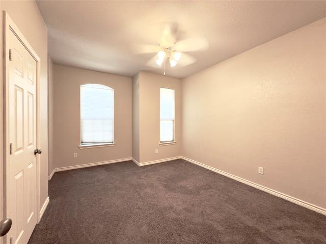 Building Photo - 7917 Creek View Dr