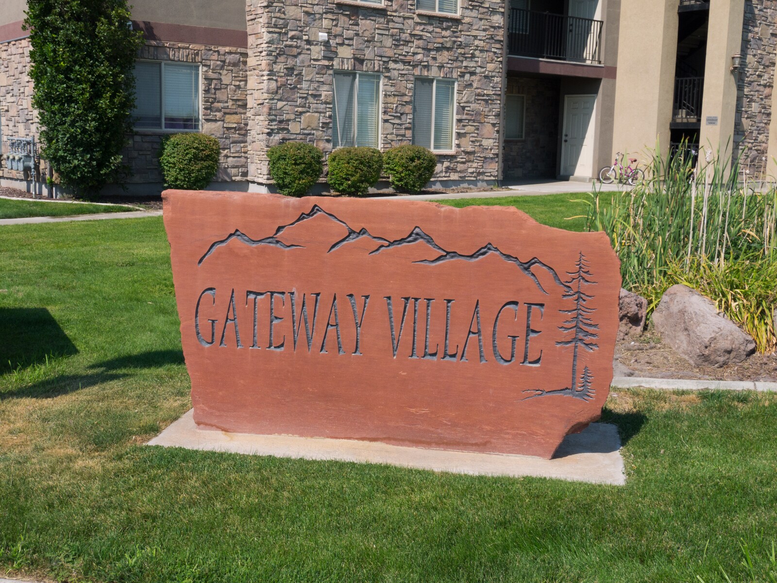 Gateway Village - 963 W 670 S