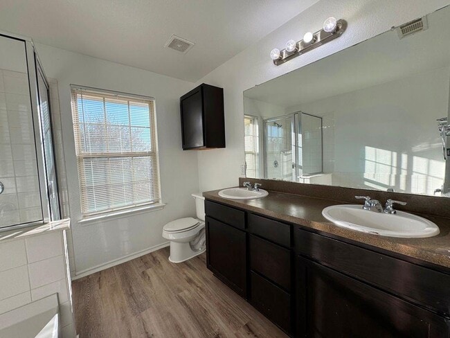 Building Photo - 15206 Walcott Dr