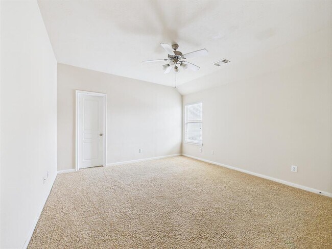 Building Photo - 26306 Shady Walk Ln