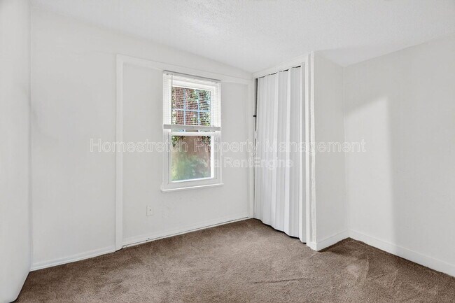 Building Photo - 2008 Kappel Dr