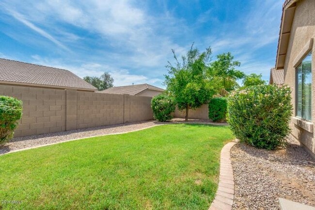 Building Photo - 3 bedroom in Mesa AZ 85209