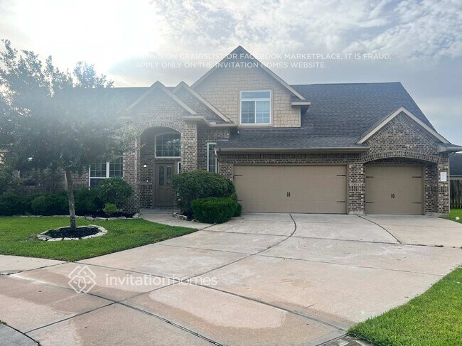 Building Photo - 30706 Basil Trace Dr