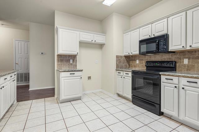 Building Photo - 9612 Anns Way