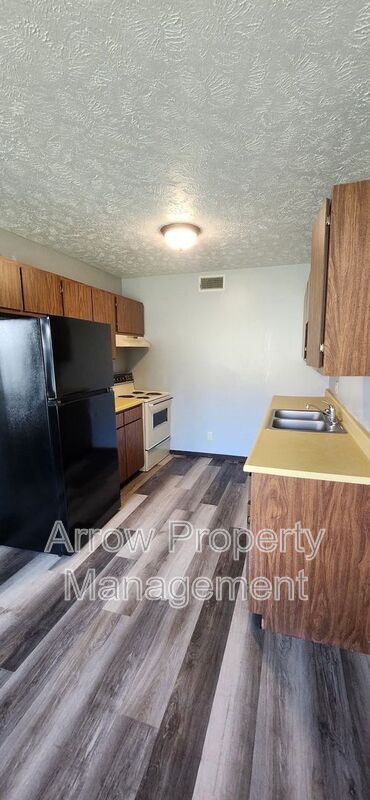 Building Photo - 828 E Street-105