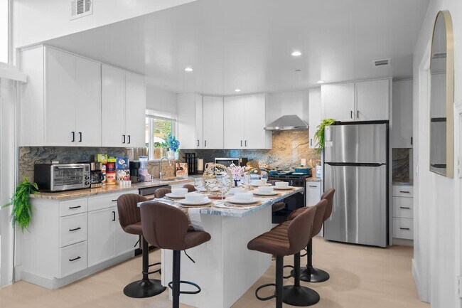 Building Photo - 1219 Denver Ln