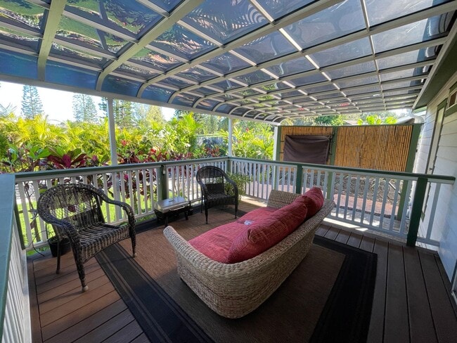 Building Photo - Fully Furnished Executive 3BR / 2BA Home on Pukalani Golf Course