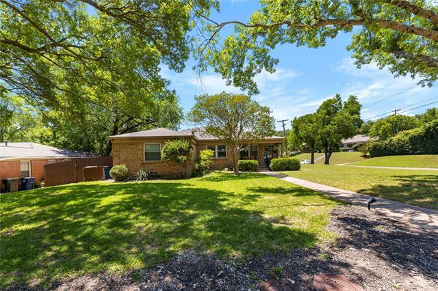 Building Photo - 1804 Mariposa Dr
