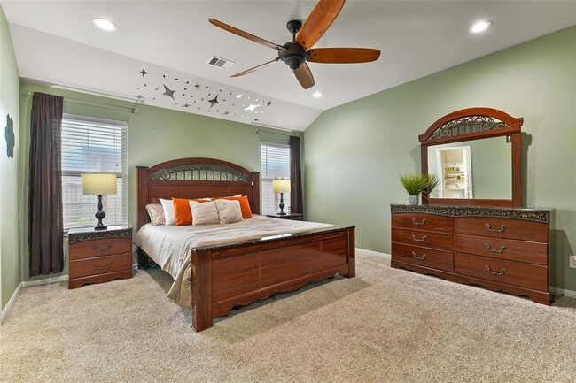 Building Photo - 12814 Pirate Bend Dr