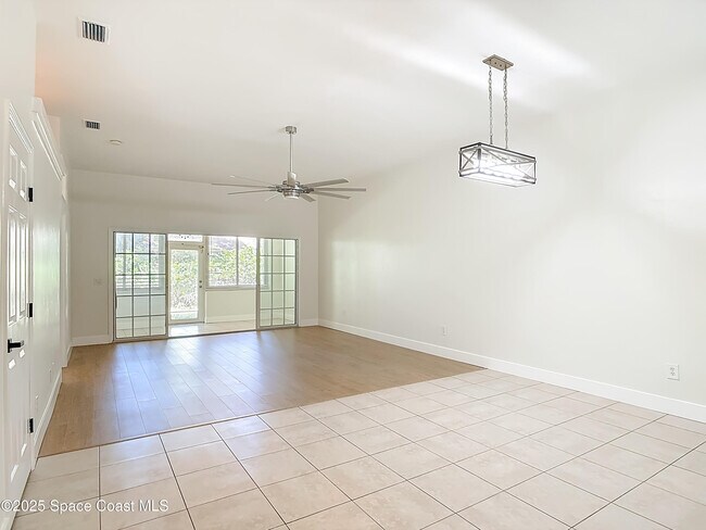 Building Photo - 1184 Athlone Way