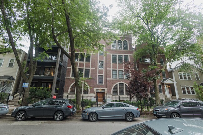 Building Photo - 1527 N Hudson Ave