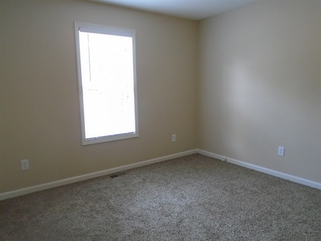 Building Photo - 276 Tanglewood Dr