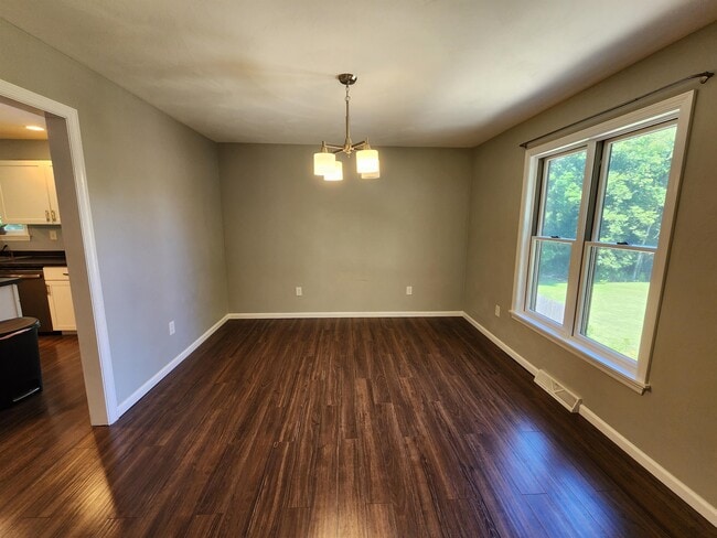 Building Photo - 13894 US-30