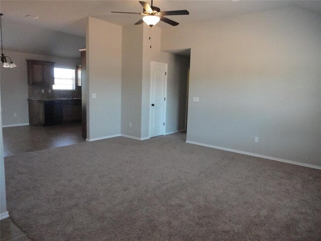 Building Photo - 5802 Clearwater Dr