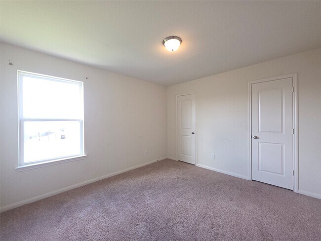 Building Photo - 26035 Allan Poe Dr