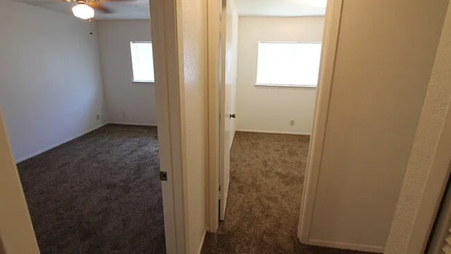 Building Photo - 4071 Gallery Sun Dr