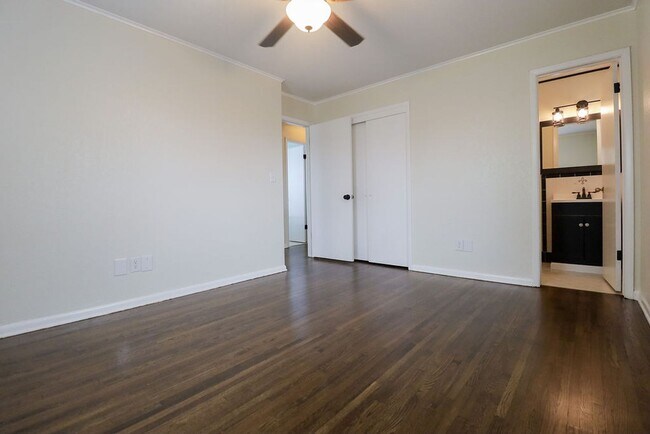 Building Photo - Remodeled home!
