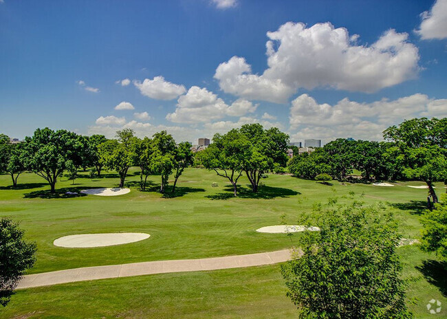 Building Photo - Fairways at Prestonwood