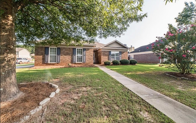 Building Photo - 8018 Silverado Dr