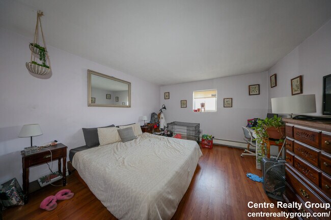 Building Photo - 33 Westgate Rd