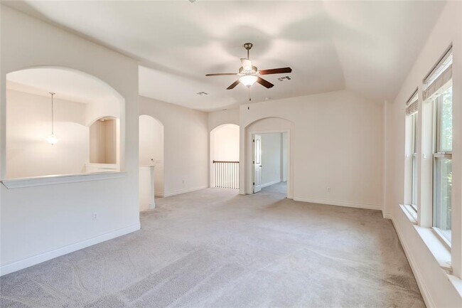 Building Photo - 15517 Bended Knee Dr