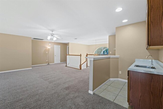 Building Photo - 1001 Chickory Ct