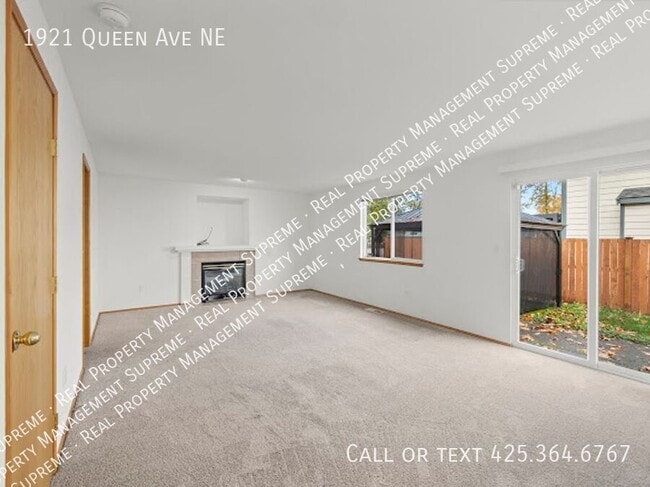 Building Photo - 1921 Queen Ave NE