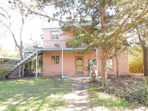 Building Photo - 4005 Maplewood Ave
