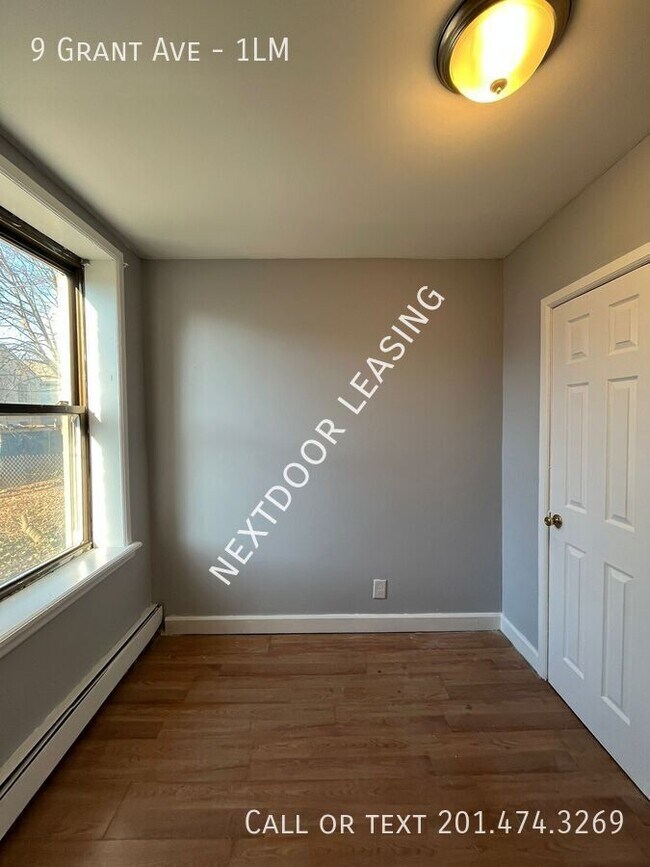 Building Photo - 9 Grant Ave