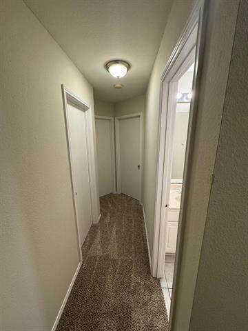 Building Photo - 9205 Lenox Dr