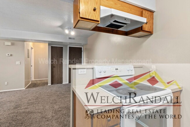 Building Photo - 1175 Canyon Rd