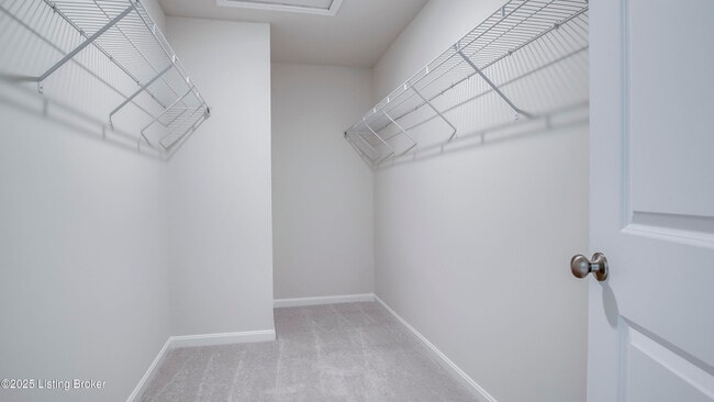 Building Photo - 1850 Washington Blvd