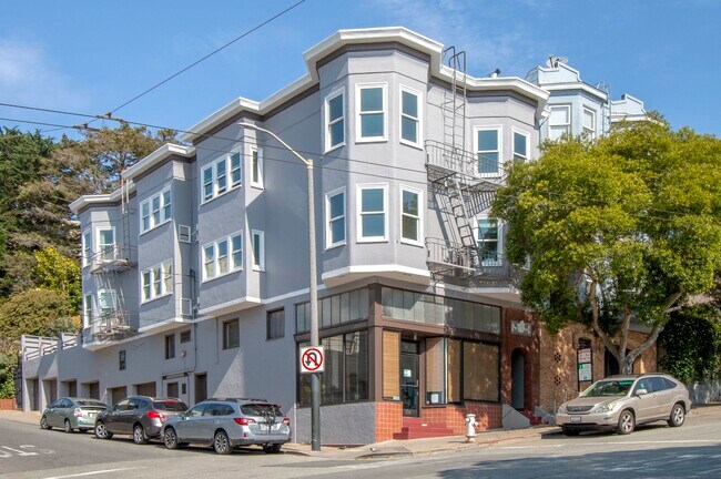 Building Photo - 336 Castro St