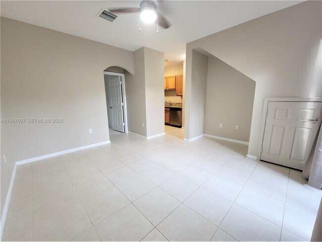 Building Photo - 12150 SW 25th Ct