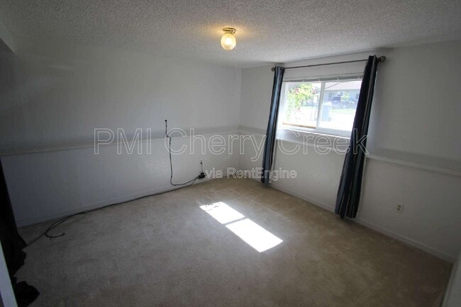 Building Photo - 1875 S Ivory Ct