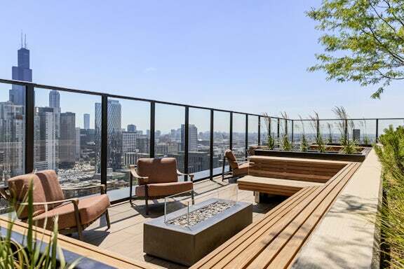 Building Photo - 201 N May St