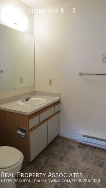 Building Photo - 10722 Stone Ave N