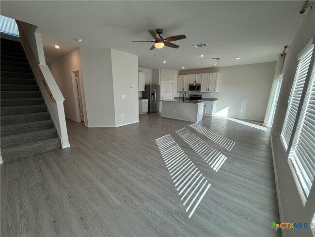 Building Photo - 3309 Muenster Ave