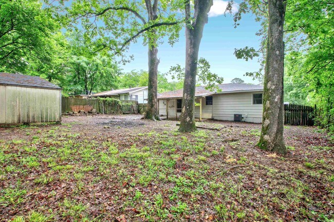 Building Photo - 7002 W Wakefield Dr