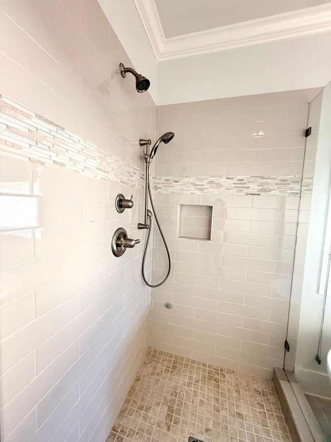 Building Photo - MAY SPECIAL!!  1/2 off 1st full month of rent! This is 12 South living at its finest.