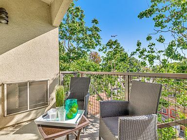 Building Photo - 125 Patterson St