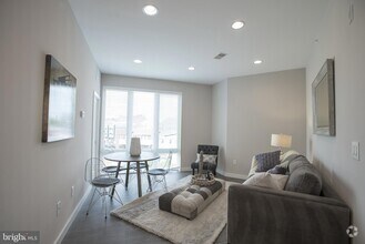 Building Photo - 1508 Ridge Ave
