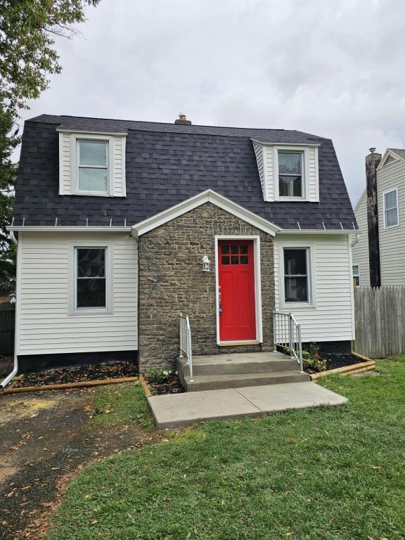 Primary Photo - 305 Westfall St