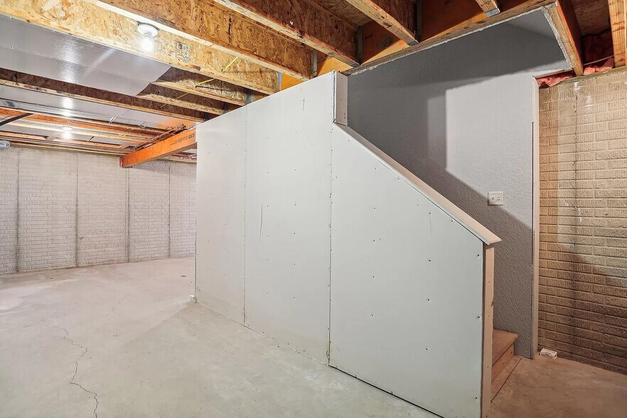 Building Photo - 103 Yorkminster Ln
