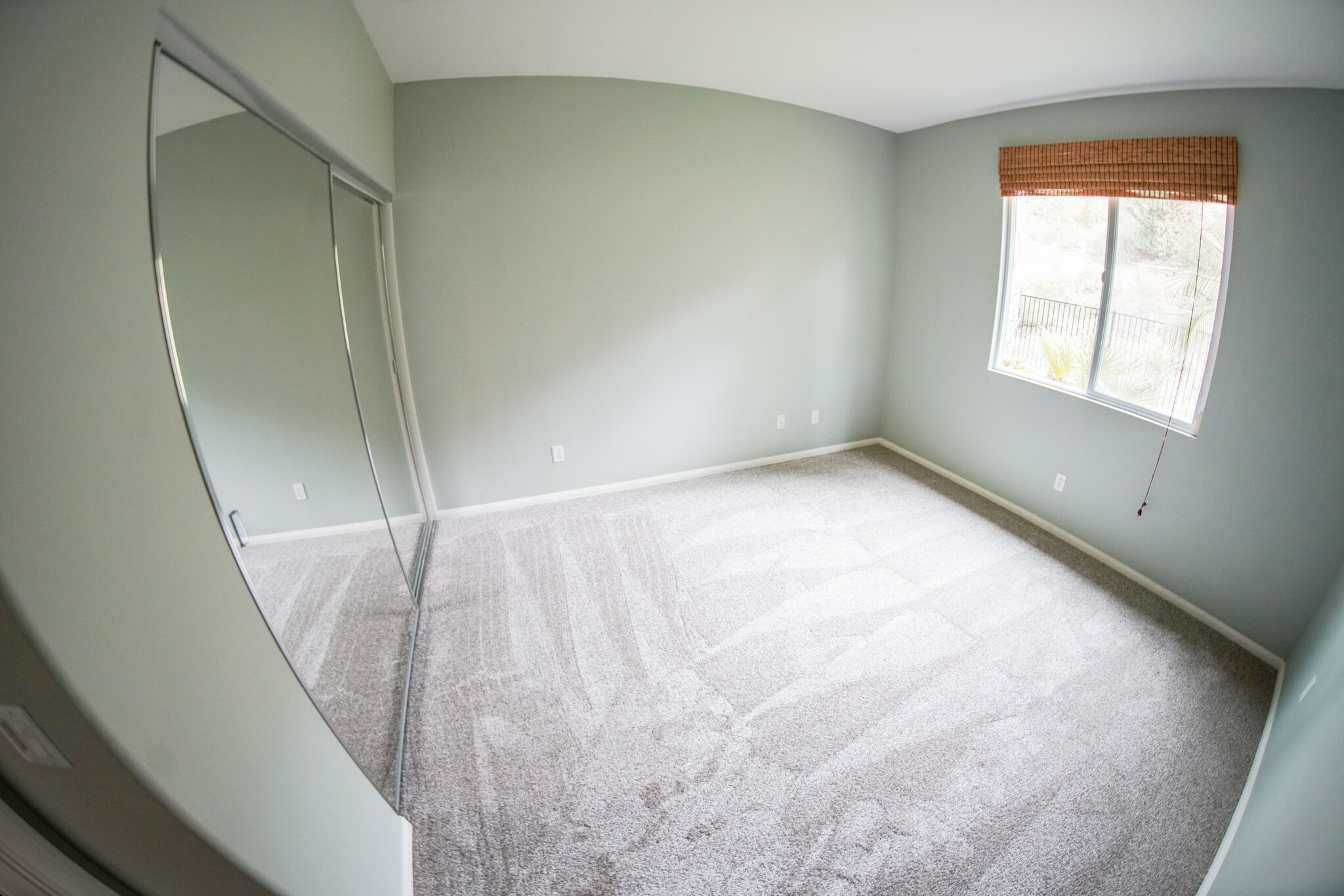 downstairs bedroom - 1882 Shadetree Dr