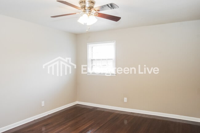 Building Photo - 3463 Darlene Cir NW