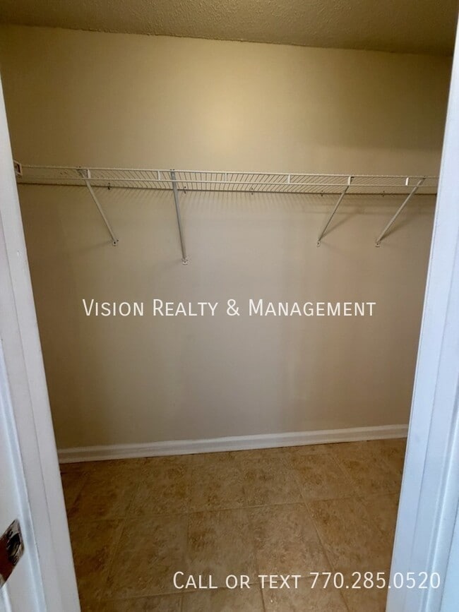 Building Photo - 5427 Shirewick Ln