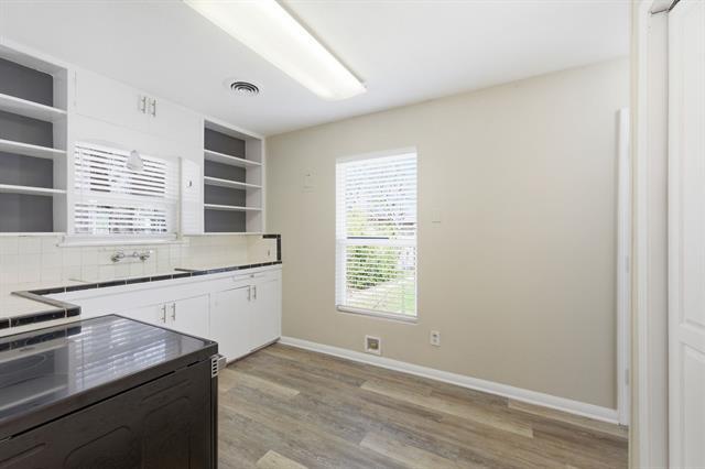 Building Photo - 4108 Locke Ave